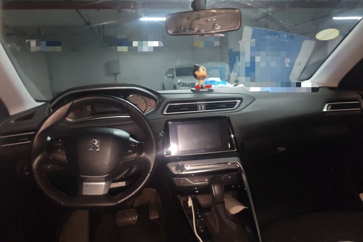Used Peugeot 308 2016 1.6L Automatic Luxury Edition Headliner