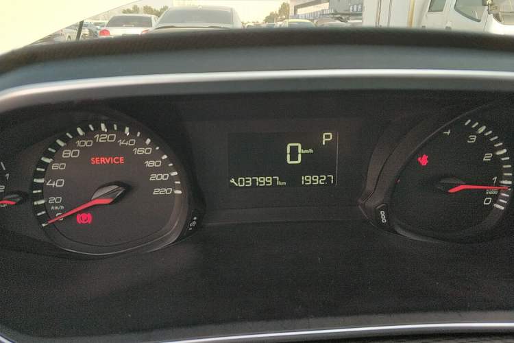 Used Peugeot 308 2016 1.6L Automatic Luxury Edition Instrument Cluster