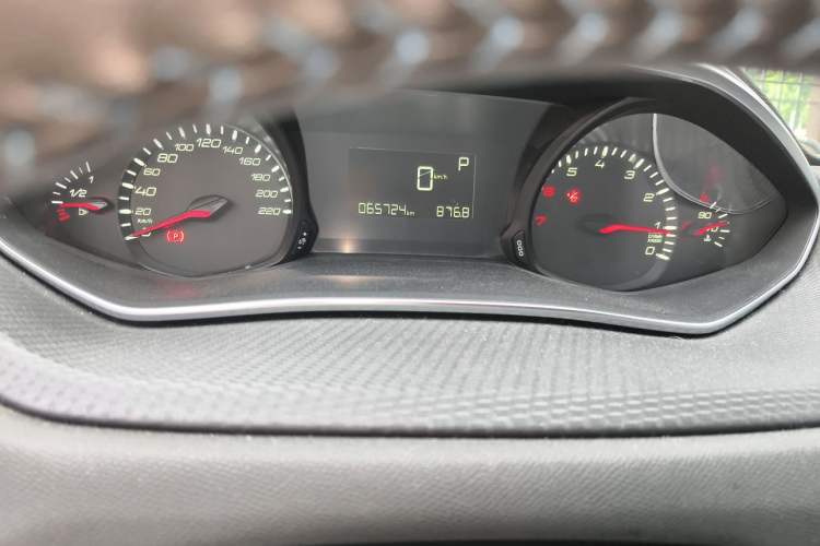 Used Peugeot 308 2016 1.6L Automatic Luxury Edition Instrument Cluster