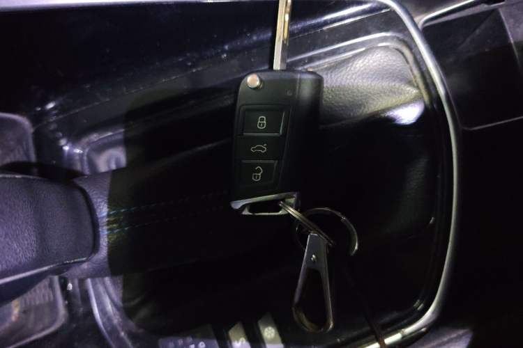 Used Peugeot 308 2016 1.6L Automatic Luxury Edition Interior 1