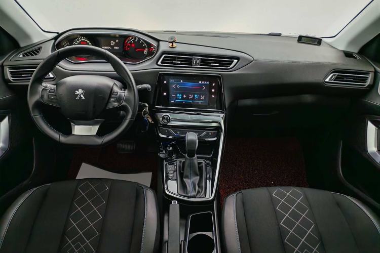 Used Peugeot 308 2016 1.6L Automatic Luxury Edition Interior 2