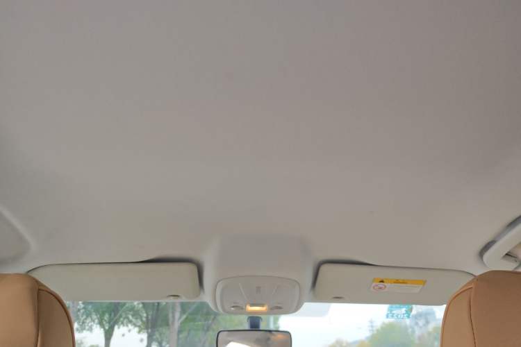 Used Peugeot 308 2016 1.6L Manual Fashion Edition Interior 7