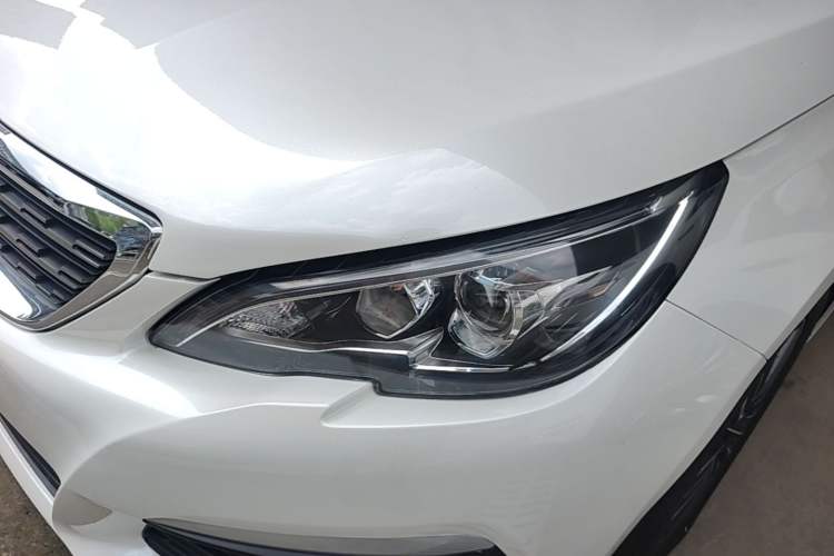 Used Peugeot 308 2016 230THP Manual Fashion Edition Left Front Headlight