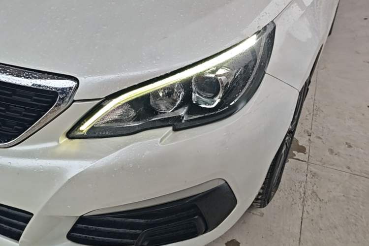 Used Peugeot 308 2016 1.6L Manual Fashion Edition Left Front Headlight