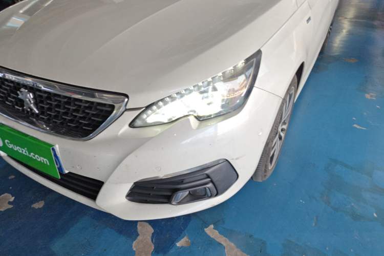 Used Peugeot 308 2016 350THP Automatic Prestige Edition Left Front Headlight
