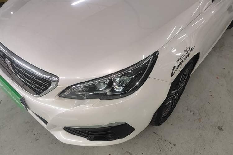 Used Peugeot 308 2016 1.6L Automatic Luxury Edition Left Front Headlight