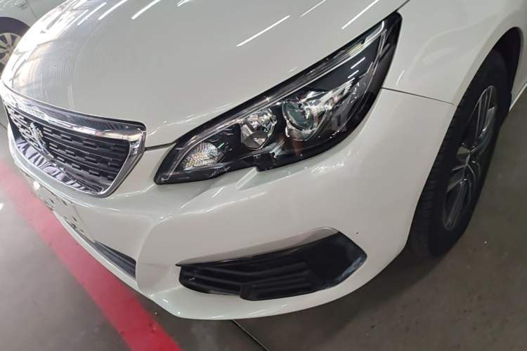 Used Peugeot 308 2016 1.6L Manual Fashion Edition Left Front Headlight