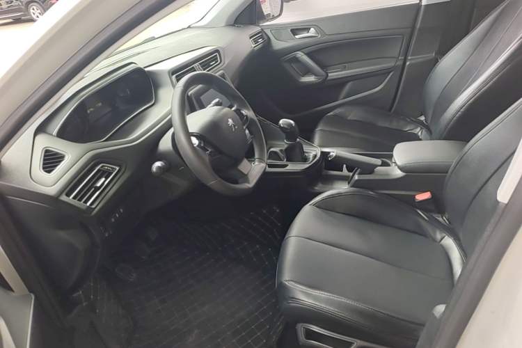 Used Peugeot 308 2016 230THP Manual Fashion Edition Left Front Seat