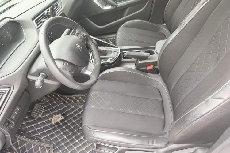 Used Peugeot 308 2016 1.6L Automatic Luxury Edition Left Front Seat