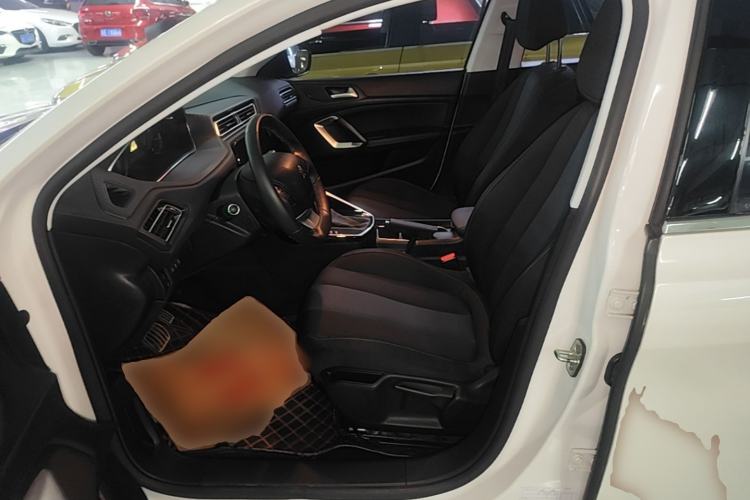 Used Peugeot 308 2016 1.6L Automatic Luxury Edition Left Front Seat