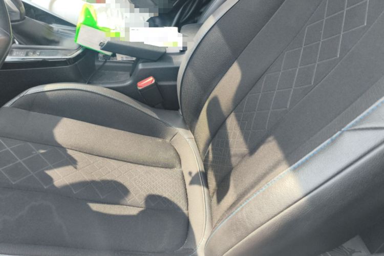 Used Peugeot 308 2016 230THP Automatic Luxury Edition Left Front Seat