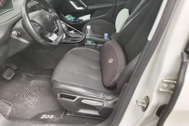 Used Peugeot 308 2016 1.6L Automatic Luxury Edition Left Front Seat