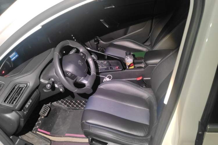 Used Peugeot 308 2016 350THP Automatic Prestige Edition Left Front Seat