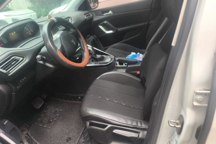 Used Peugeot 308 2016 1.6L Automatic Luxury Edition Left Front Seat