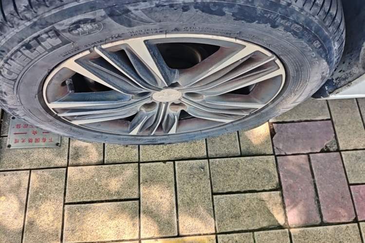 Used Peugeot 308 2016 230THP Manual Fashion Edition Left Front Wheel Hub