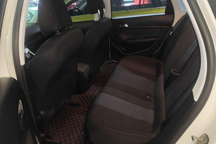 Used Peugeot 308 2016 1.6L Automatic Luxury Edition Left Rear Seat