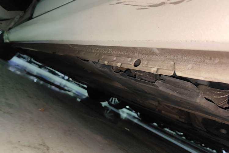 Used Peugeot 308 2016 1.6L Automatic Luxury Edition Left Side Sill