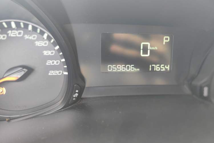 Used Peugeot 308 2016 1.6L Automatic Luxury Edition Odometer Close Up