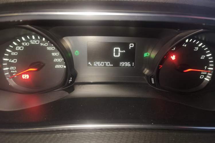 Used Peugeot 308 2016 1.6L Automatic Luxury Edition Odometer Close Up
