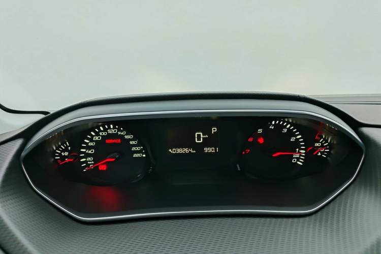 Used Peugeot 308 2016 1.6L Automatic Luxury Edition Odometer Close Up