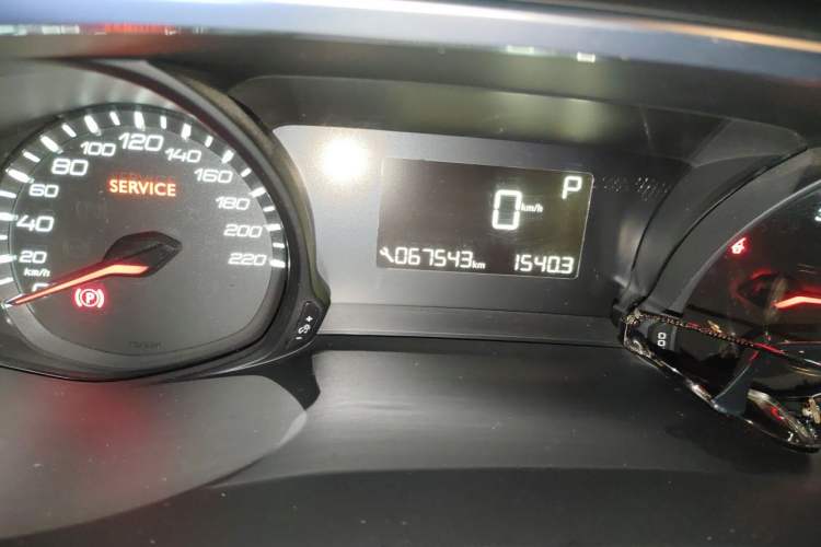 Used Peugeot 308 2016 1.6L Automatic Luxury Edition Odometer Close Up