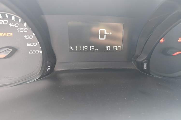 Used Peugeot 308 2016 230THP Manual Fashion Edition Odometer Close Up