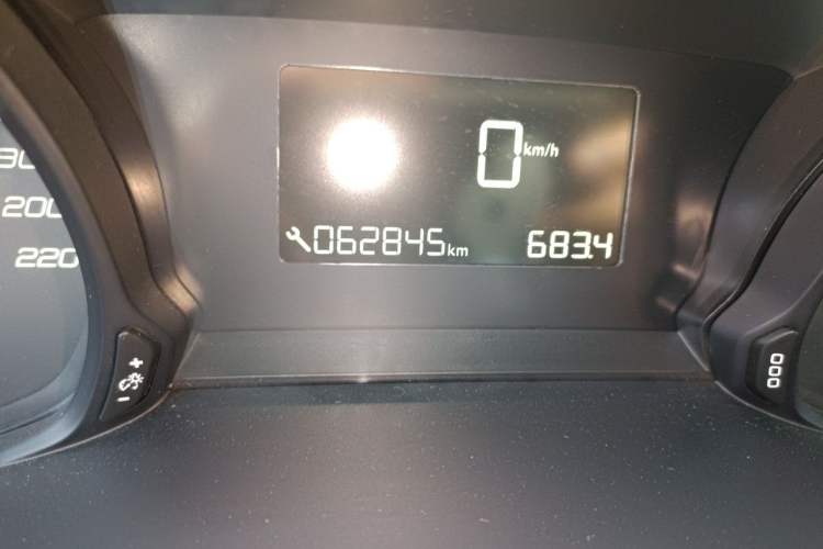 Used Peugeot 308 2016 1.6L Manual Fashion Edition Odometer Close Up