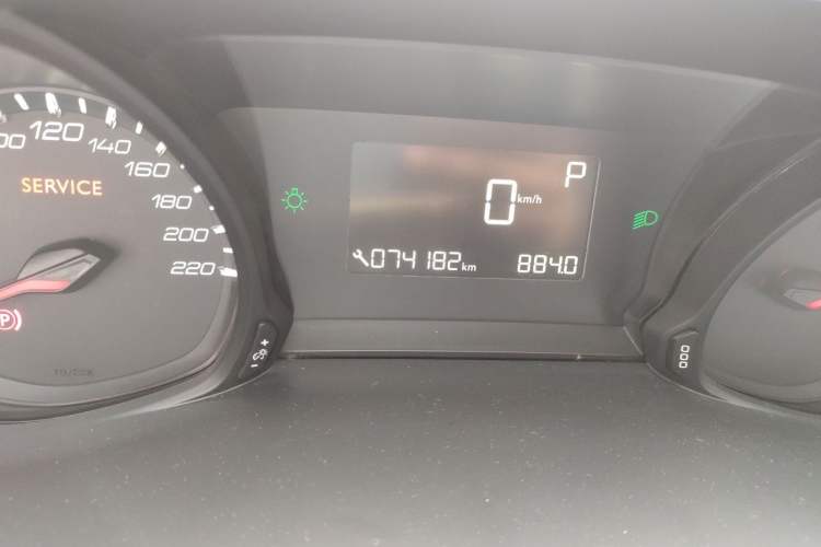 Used Peugeot 308 2016 1.6L Automatic Luxury Edition Odometer Close Up