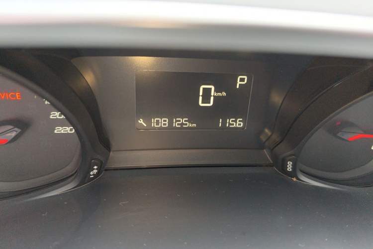 Used Peugeot 308 2016 1.6L Automatic Luxury Edition Odometer Close Up