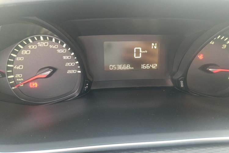 Used Peugeot 308 2016 1.6L Automatic Luxury Edition Odometer Close Up