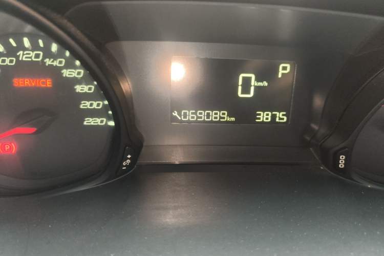 Used Peugeot 308 2016 1.6L Automatic Luxury Edition Odometer Close Up