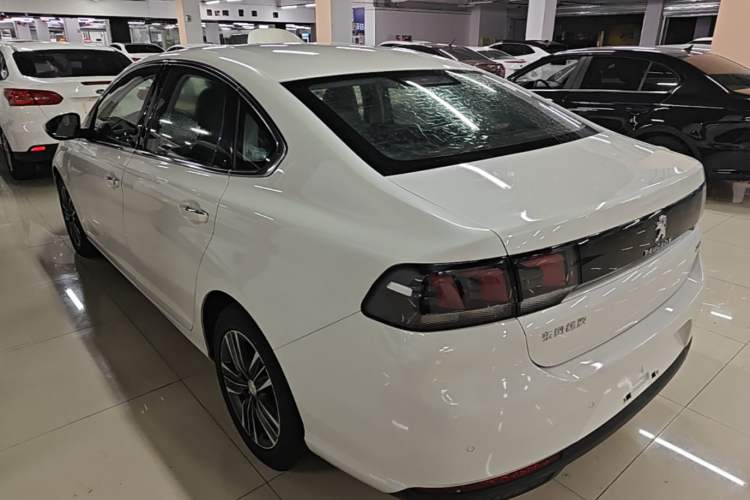Used Peugeot 308 2016 1.6L Automatic Luxury Edition Rear Left 45 Deg