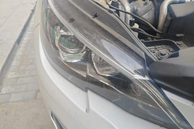 Used Peugeot 308 2016 1.6L Manual Fashion Edition Right Front Headlight