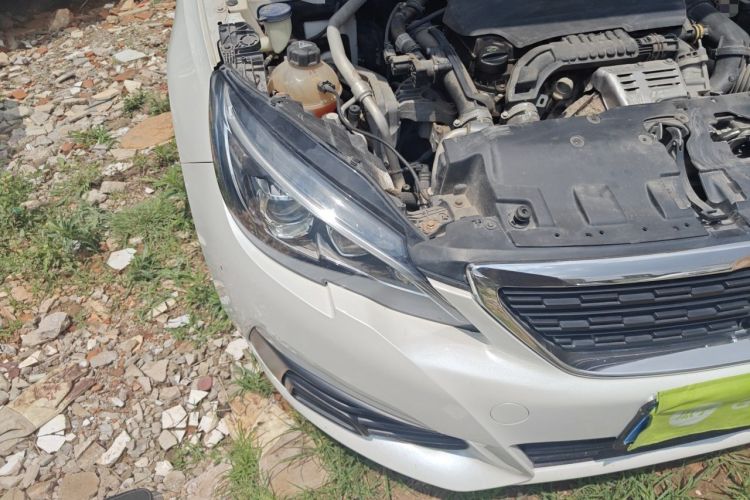 Used Peugeot 308 2016 230THP Manual Fashion Edition Right Front Headlight