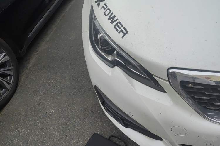 Used Peugeot 308 2016 350THP Automatic Prestige Edition Right Front Headlight