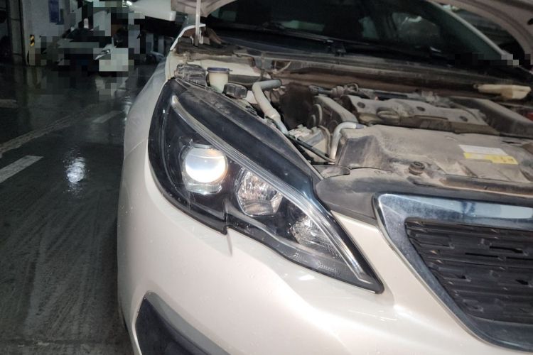 Used Peugeot 308 2016 1.6L Manual Fashion Edition Right Front Headlight