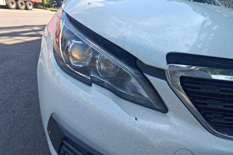 Used Peugeot 308 2016 1.6L Manual Fashion Edition Right Front Headlight