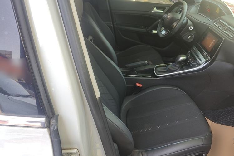 Used Peugeot 308 2016 1.6L Automatic Luxury Edition Right Front Seat