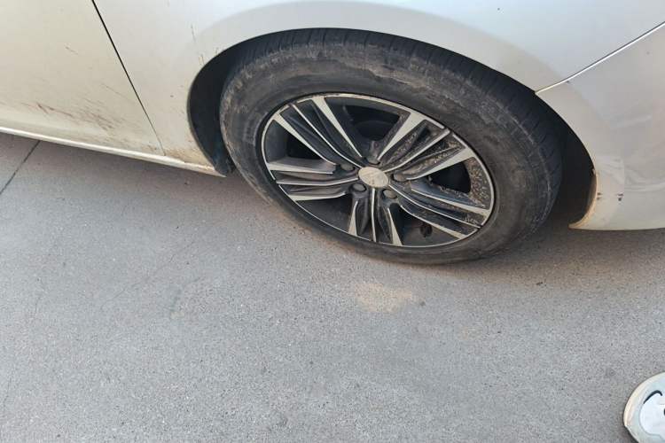 Used Peugeot 308 2016 1.6L Manual Fashion Edition Right Front Wheel Hub
