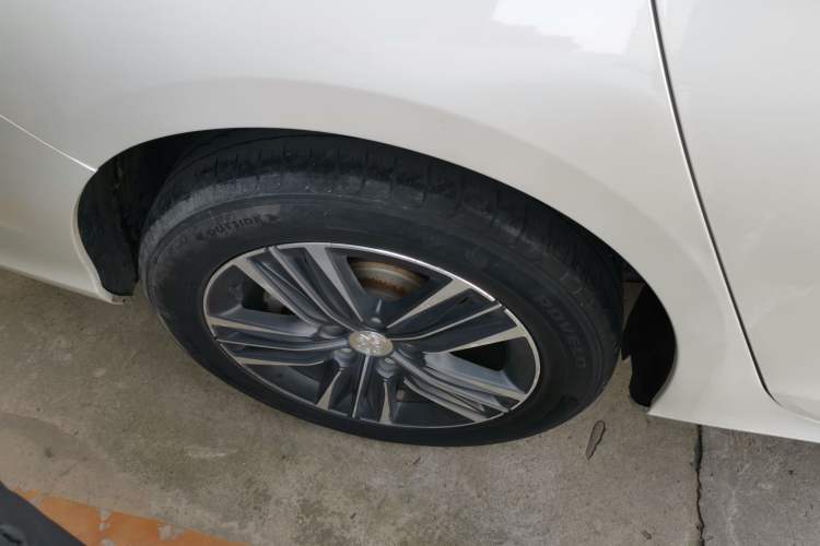 Used Peugeot 308 2016 1.6L Automatic Luxury Edition Right Rear Wheel Hub