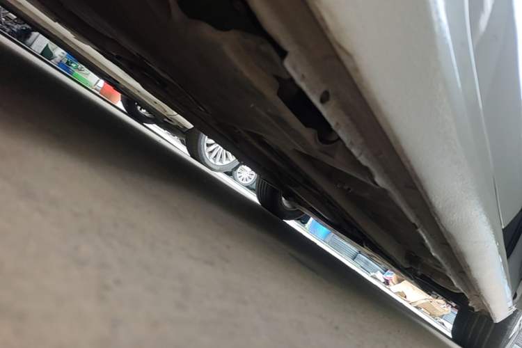 Used Peugeot 308 2016 230THP Manual Fashion Edition Right Side Sill
