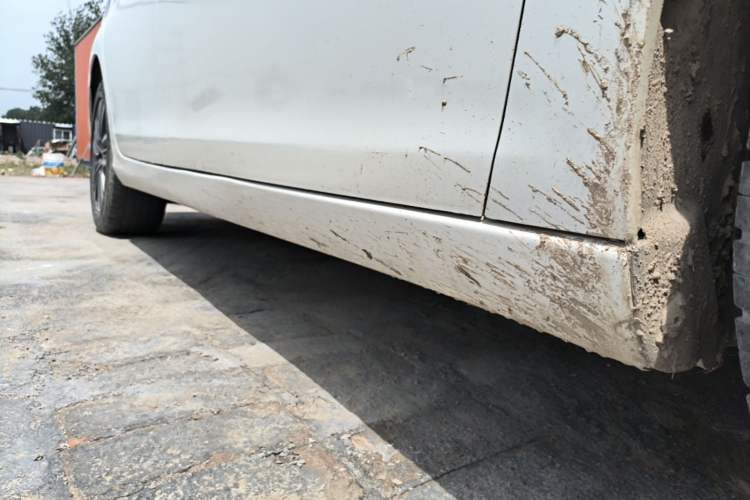 Used Peugeot 308 2016 1.6L Automatic Luxury Edition Right Side Sill
