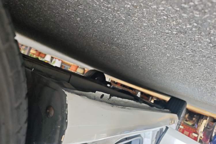 Used Peugeot 308 2016 1.6L Automatic Fashion Edition Right Side Sill