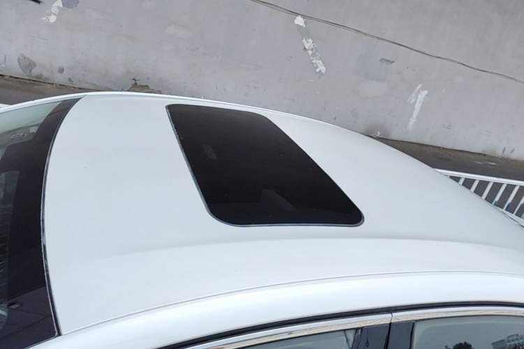 Used Peugeot 308 2016 1.6L Automatic Luxury Edition Roof