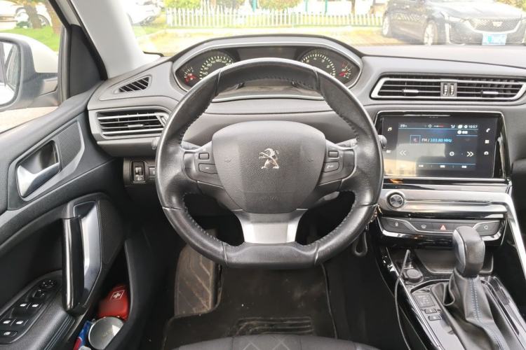 Used Peugeot 308 2016 1.6L Automatic Luxury Edition Steering Wheel