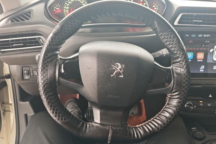 Used Peugeot 308 2016 1.6L Manual Fashion Edition Steering Wheel