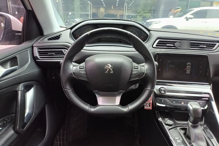 Used Peugeot 308 2016 1.6L Automatic Luxury Edition Steering Wheel