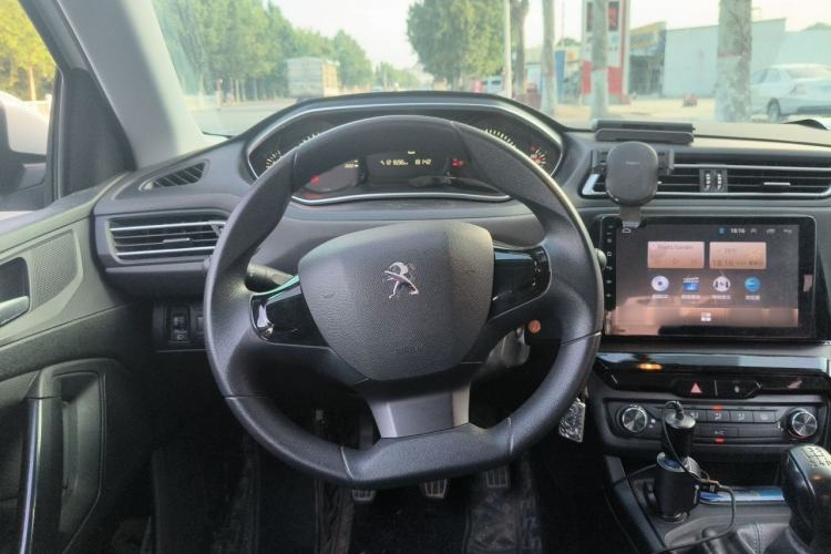 Used Peugeot 308 2016 1.6L Manual Fashion Edition Steering Wheel