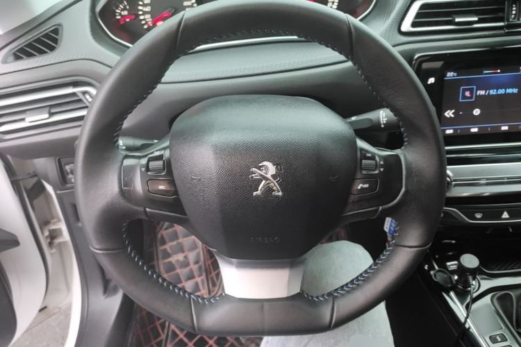 Used Peugeot 308 2016 1.6L Automatic Luxury Edition Steering Wheel