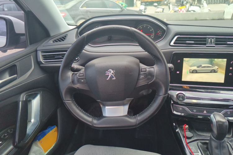 Used Peugeot 308 2016 1.6L Automatic Luxury Edition Steering Wheel